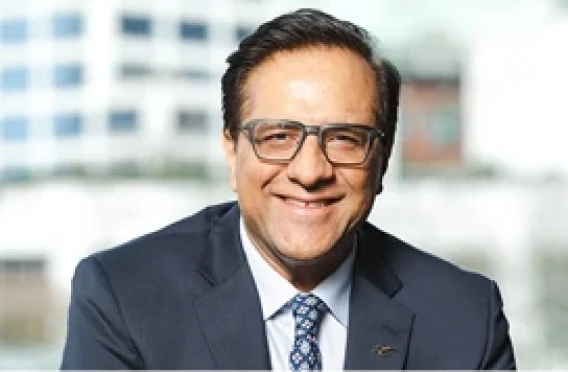 navin arora executive vp telus president telus business solutions